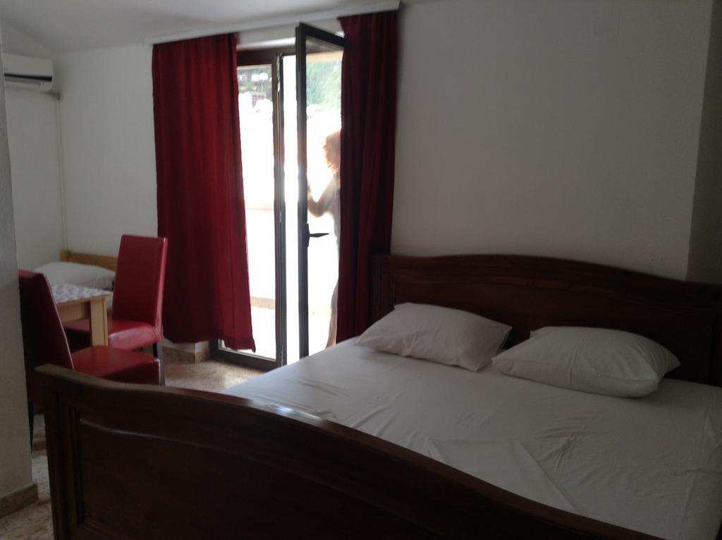 Kuca Tomovic Hotel Budva Exterior foto